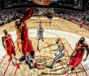 开云体育app-午夜京城，那一夜名叫霍勒迪—76人绝地反攻，奥运周期下的终极主宰