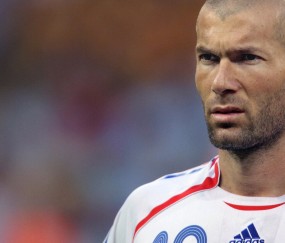 开云APP-当东方铁骑粉碎灰熊神话，布克在2026世界杯的接管预言与广东精神