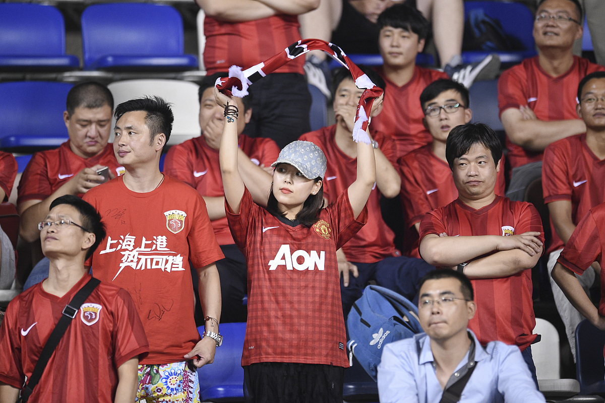 勇往直前！中国女足以团队力量获得胜利