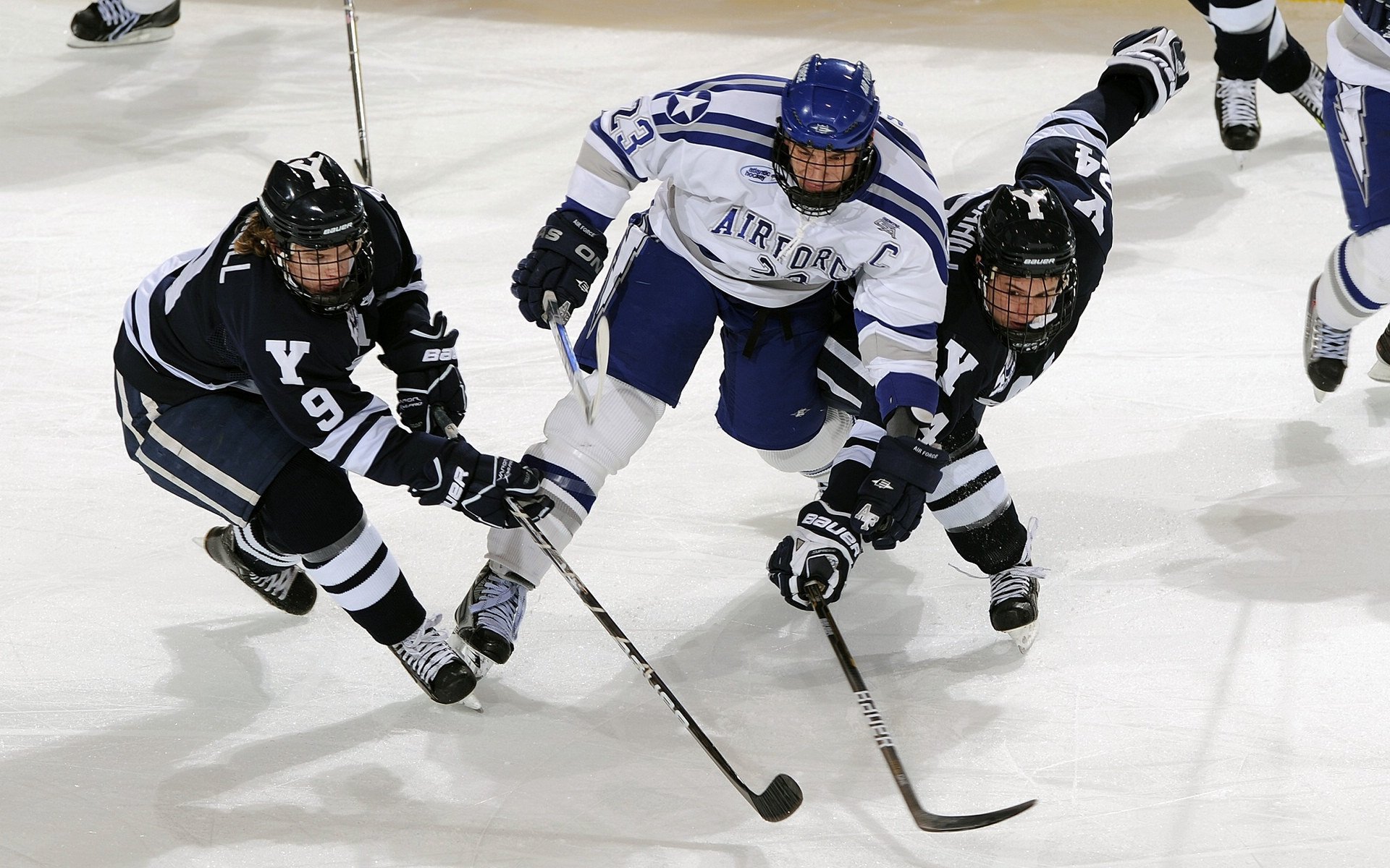 火箭强势晋级独行侠，伦纳德成为关键先生