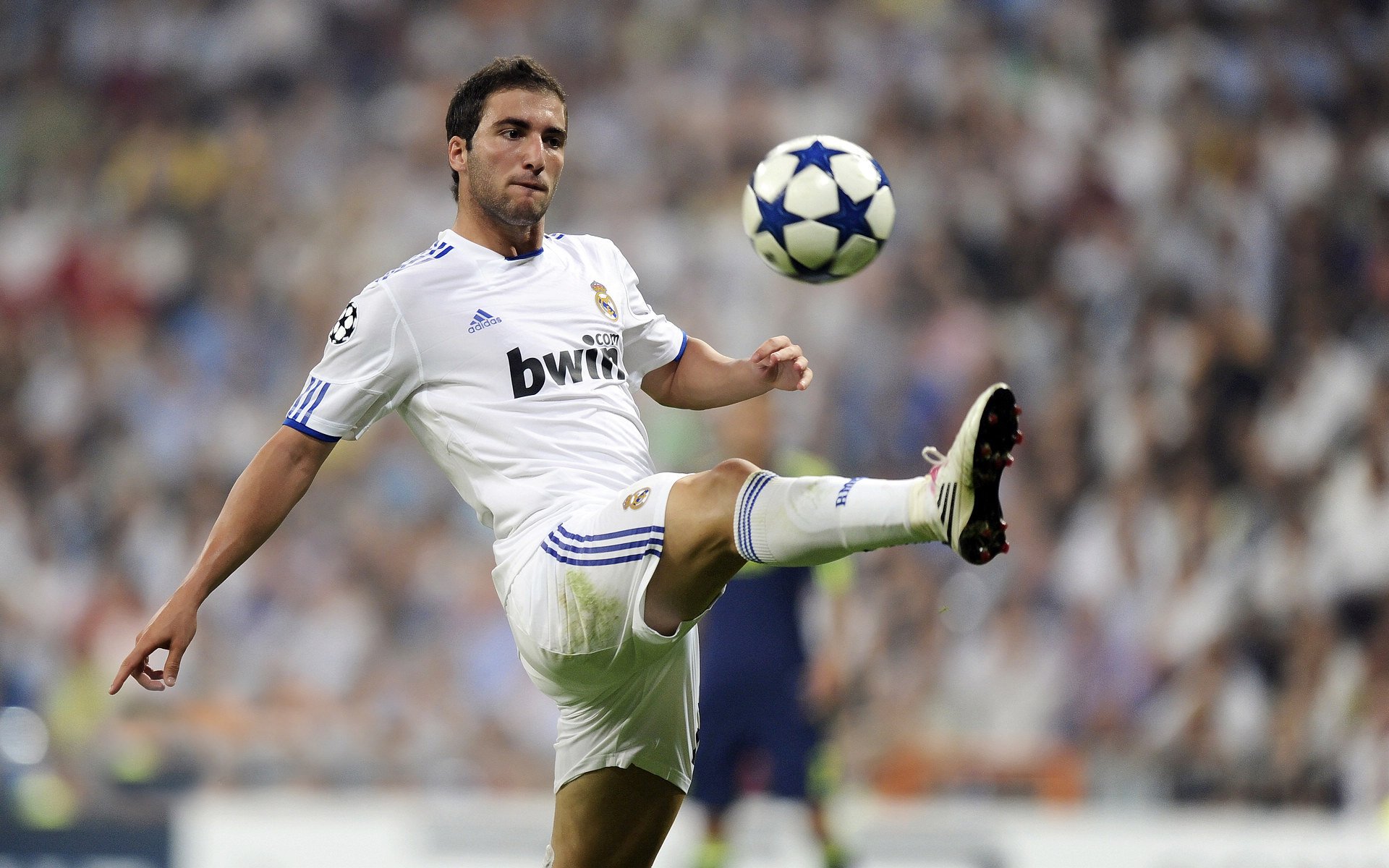 魔笛续章与桑巴新刃，克罗地亚点杀乌拉圭，马丁内利化身关键先生