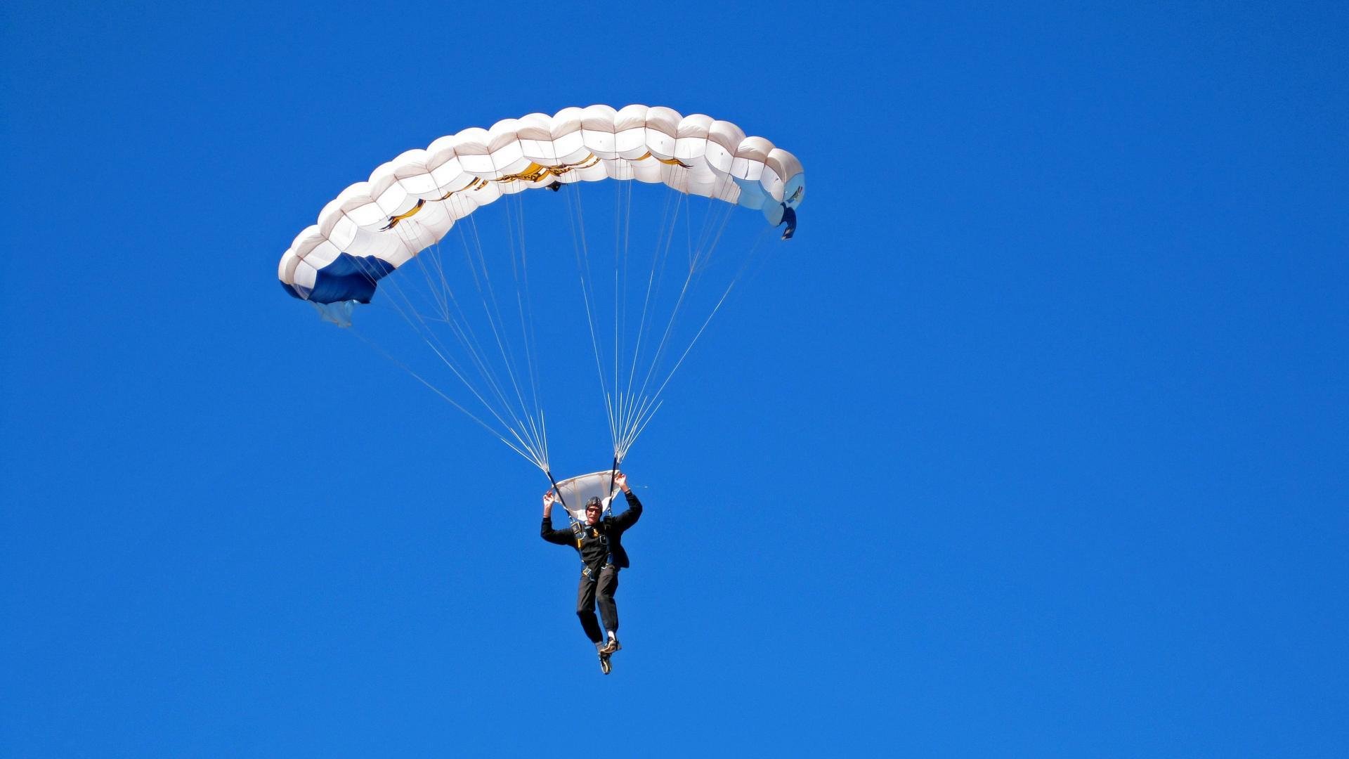 年度焦点之战之夜，文班亚马末节接管比赛