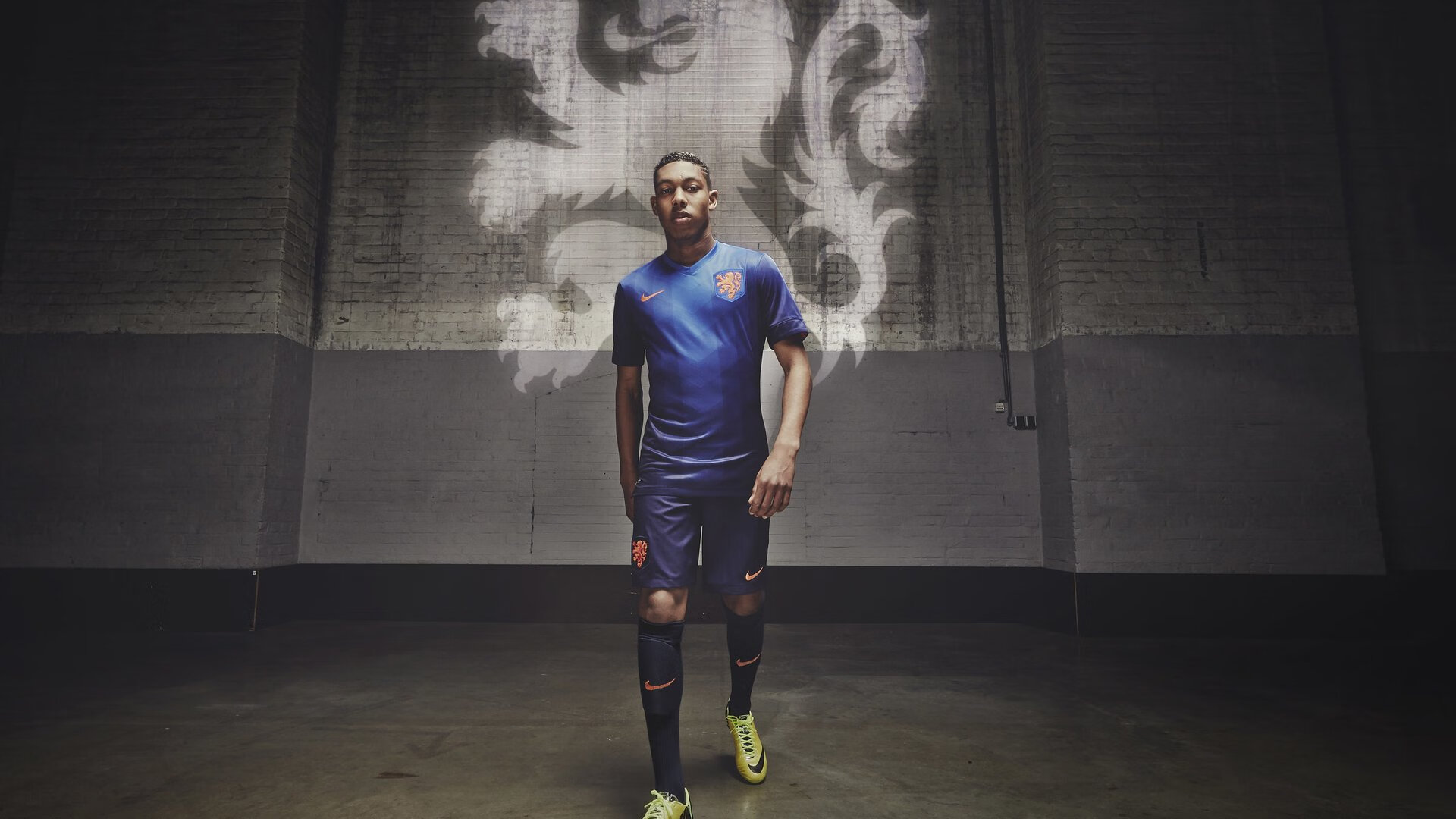 佛罗伦萨封锁哥伦比亚，卢卡库如何成为关键先生